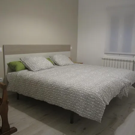 Loló Vivienda De Uso Turístico 09-27 Apartamento *