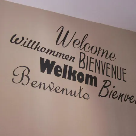 Appartamento Lolo Vivienda De Uso Turistico 09-27 Burgo
